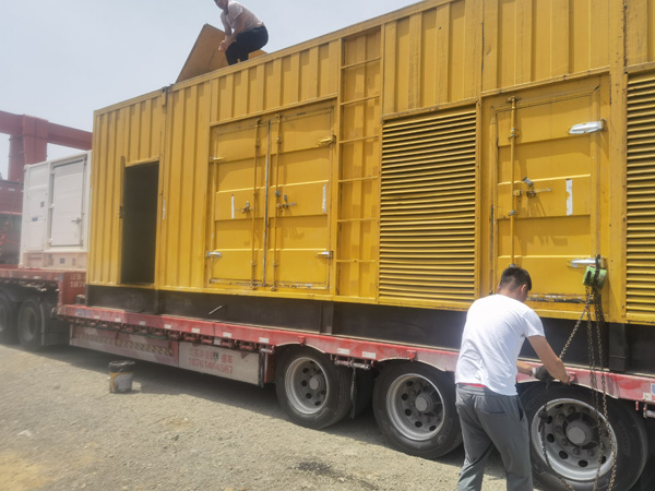 胶州除了负载情况和发动机维护，还有哪些因素会影响 200kw 柴油发电机的油耗？