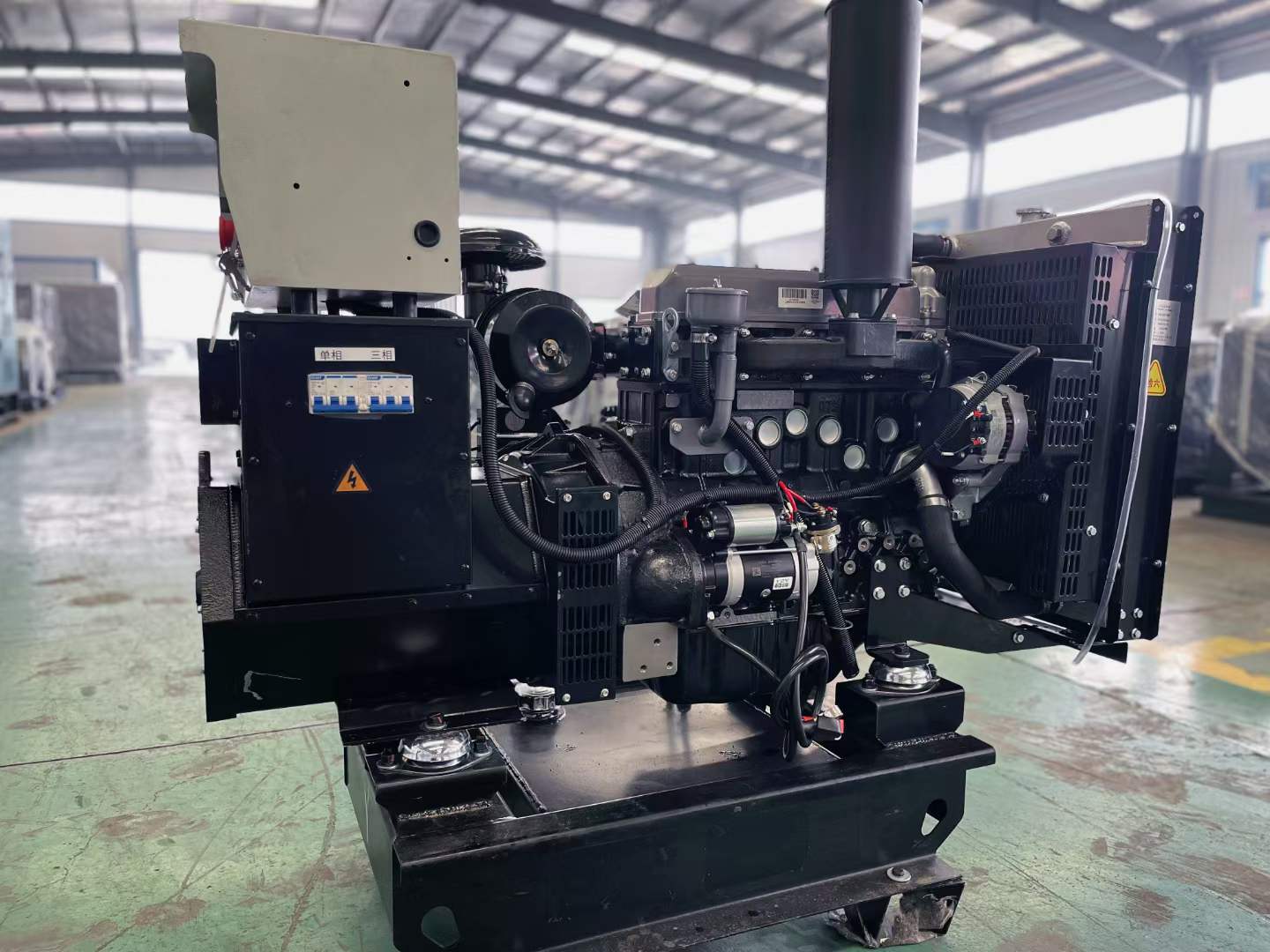 胶州如何降低电感性负载对发电机的影响？